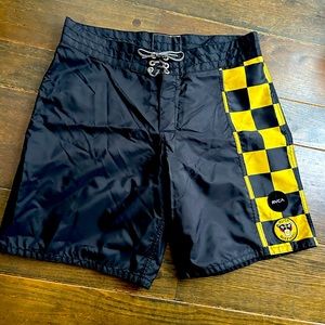 Birdwell RVCA Point Panic size 36 trunks